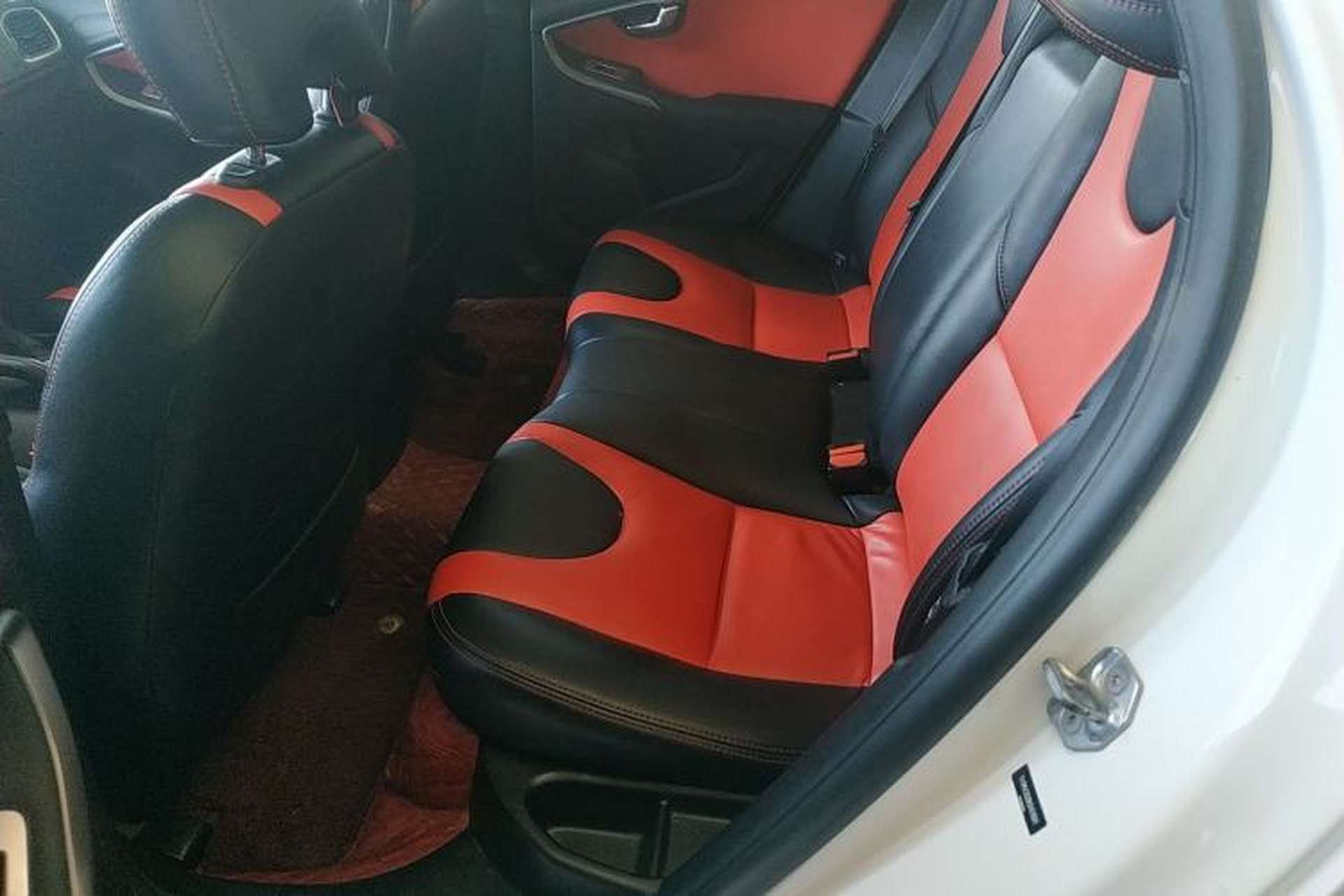 Used Volvo V40 2017 T3 Smart Edition Left Rear Seat