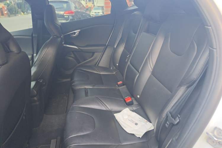 Used Volvo V40 2017 T3 Zhiyi Edition Left Rear Seat