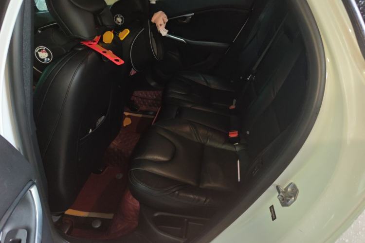 Used Volvo V40 2017 T3 Zhiya Edition Left Rear Seat