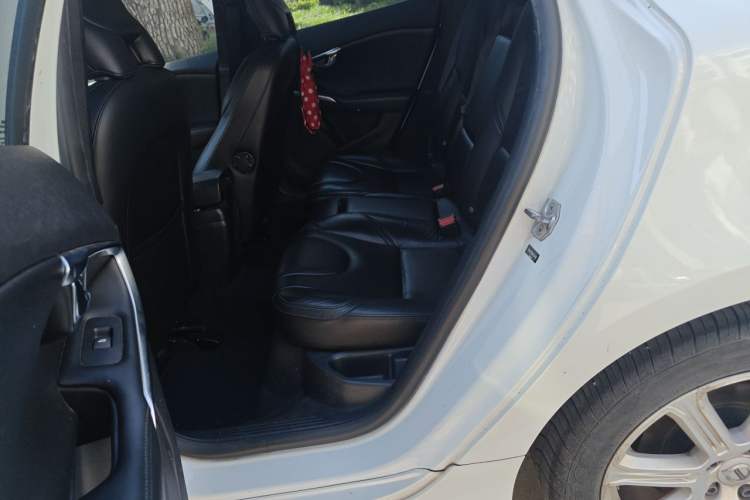 Used Volvo V40 2017 T3 Zhiya Edition Left Rear Seat