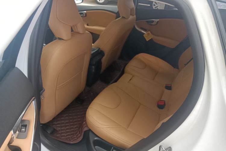 Used Volvo V40 2017 T3 Zhiyi Edition Left Rear Seat