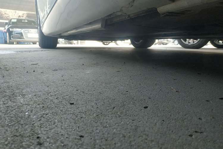 Used Volvo V40 2017 T3 Smart Edition Left Side Sill