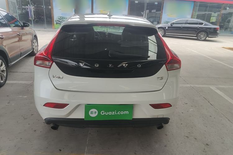 Used Volvo V40 2017 T3 Zhiyi Edition Rear