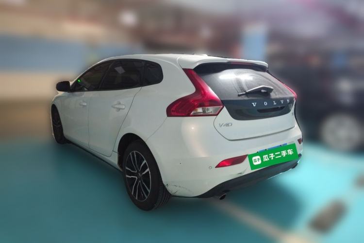 Used Volvo V40 2017 T3 Zhiyi Edition Rear Left 45 Deg