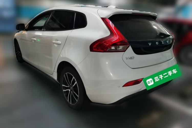 Used Volvo V40 2017 T3 Zhiyi Edition Rear Left 45 Deg