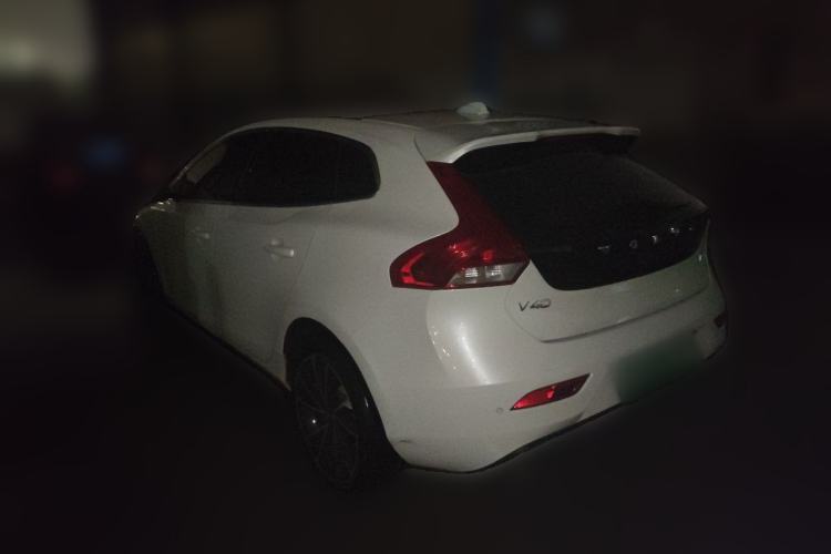 Used Volvo V40 2017 T3 Zhiya Edition Rear Left 45 Deg