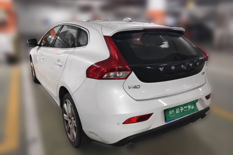 Used Volvo V40 2017 T3 Zhiya Edition Rear Left 45 Deg