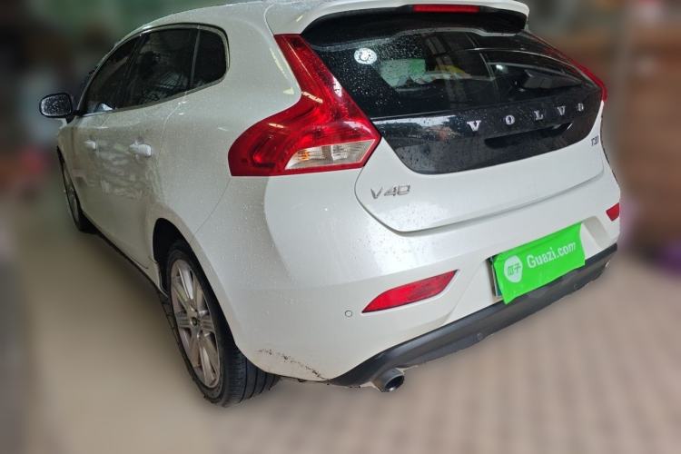 Used Volvo V40 2017 T3 Zhiya Edition Rear Left 45 Deg