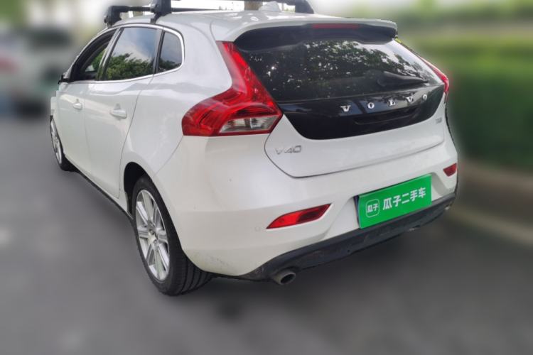 Used Volvo V40 2017 T4 Smart Luxury Edition Rear Left 45 Deg