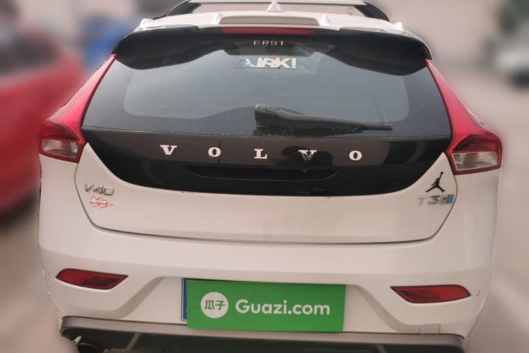 Used Volvo V40 2017 T3 Zhiyi Edition Rear