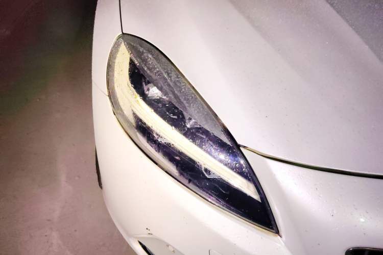 Used Volvo V40 2017 T3 Zhiyi Edition Right Front Headlight