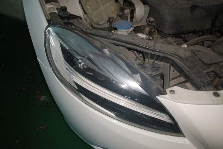 Used Volvo V40 2017 T3 Zhiyi Edition Right Front Headlight