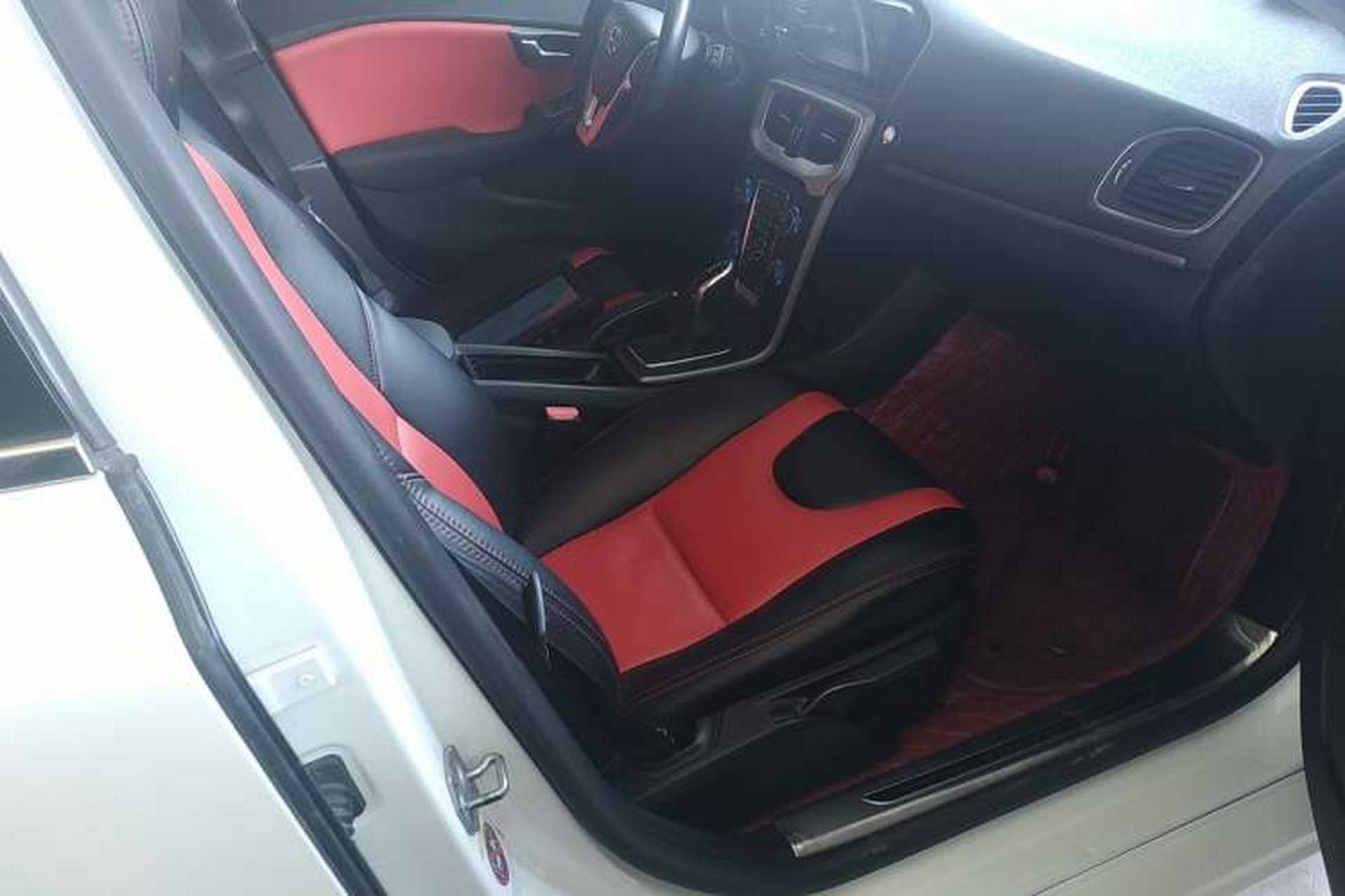 Used Volvo V40 2017 T3 Smart Edition Right Front Seat