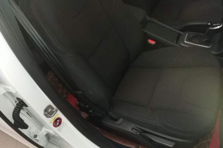 Used Volvo V40 2017 T3 Smart Edition Right Front Seat