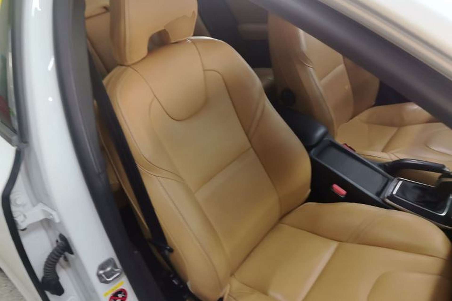 Used Volvo V40 2017 T3 Zhiyi Edition Right Front Seat