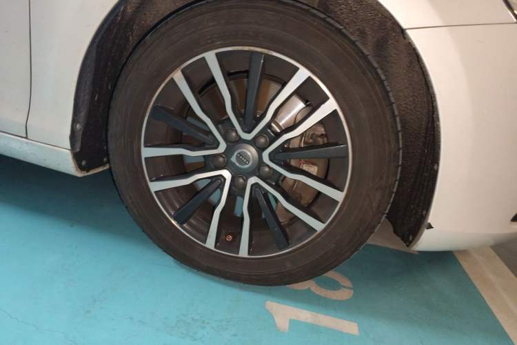 Used Volvo V40 2017 T3 Zhiyi Edition Right Front Wheel Hub