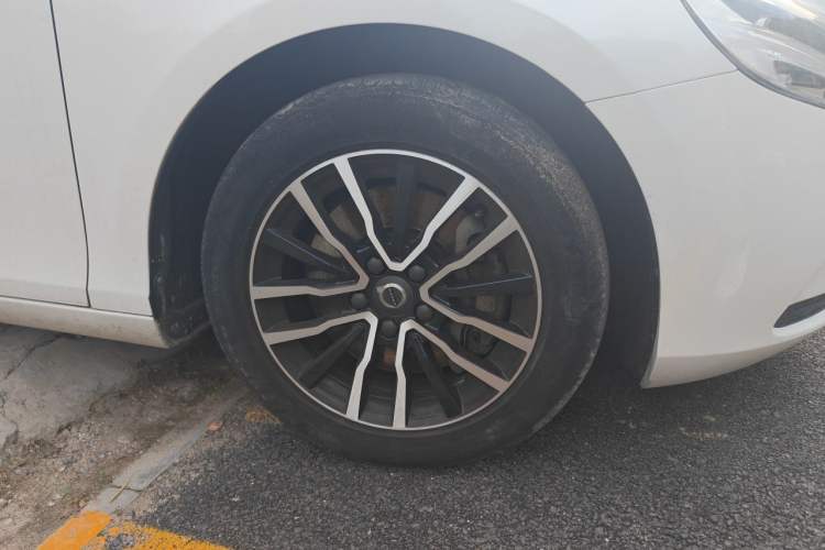 Used Volvo V40 2017 T3 Zhiyi Edition Right Front Wheel Hub