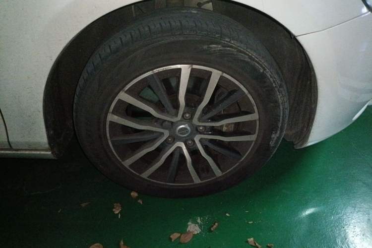 Used Volvo V40 2017 T3 Zhiyi Edition Right Front Wheel Hub