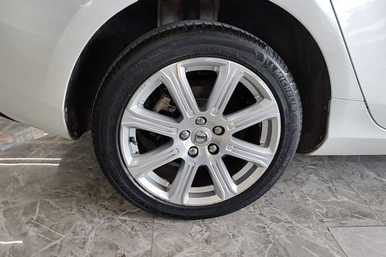 Used Volvo V40 2017 T3 Zhiya Edition Right Rear Wheel Hub