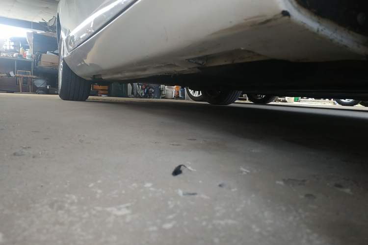 Used Volvo V40 2017 T3 Smart Edition Right Side Sill
