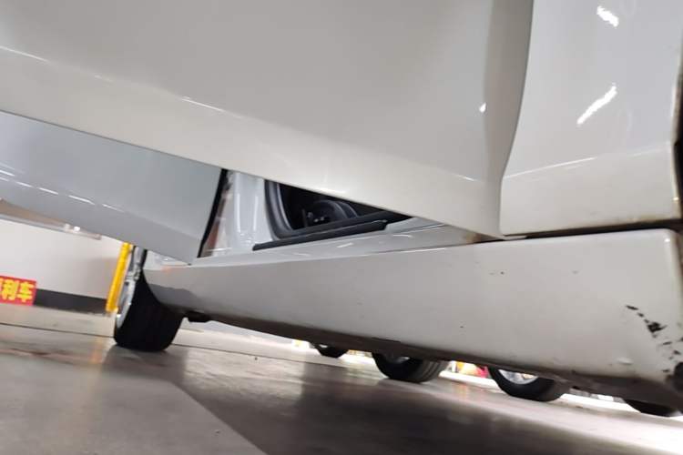 Used Volvo V40 2017 T3 Zhiya Edition Right Side Sill