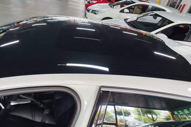 Used Volvo V40 2017 T3 Zhiya Edition Roof