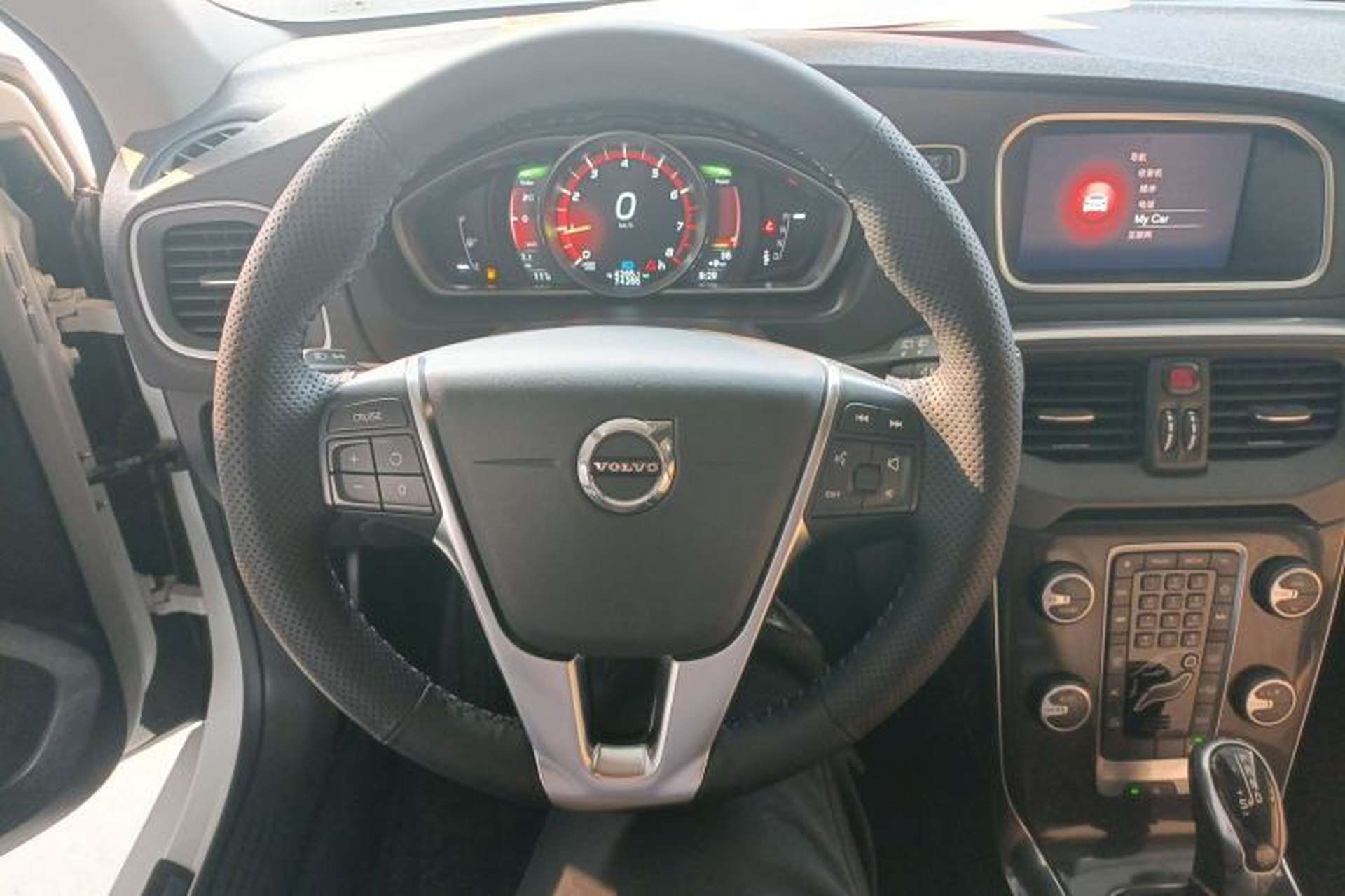 Used Volvo V40 2017 T3 Zhiyi Edition Steering Wheel