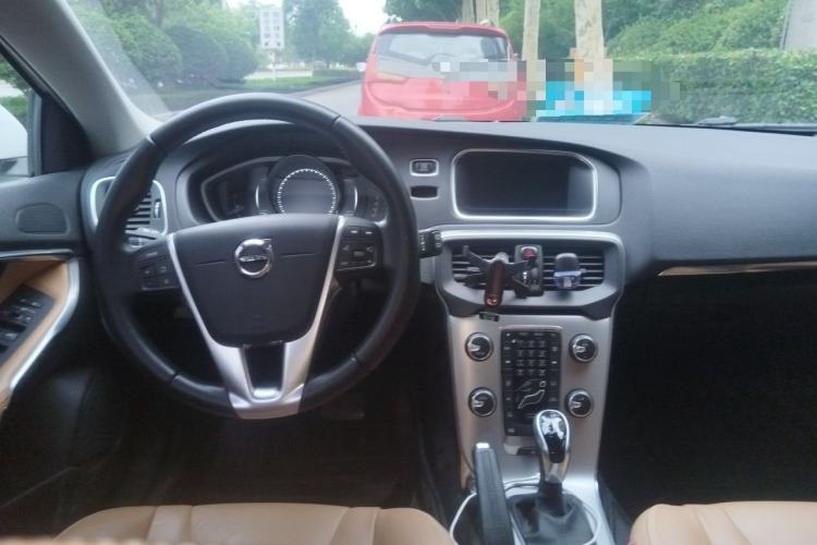 Used Volvo V40 2017 T3 Zhiya Edition Steering Wheel