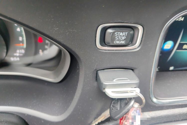 Used Volvo V40 2017 T3 Zhiya Edition Vehicle Key