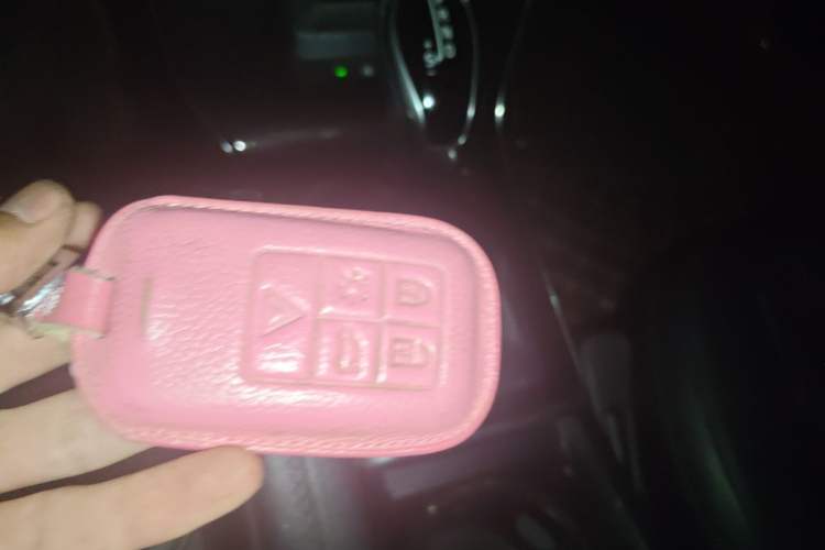 Used Volvo V40 2017 T3 Zhiyi Edition Vehicle Key