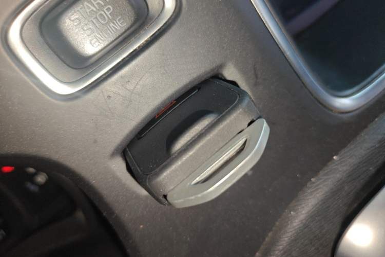 Used Volvo V40 2017 T3 Zhiya Edition Vehicle Key