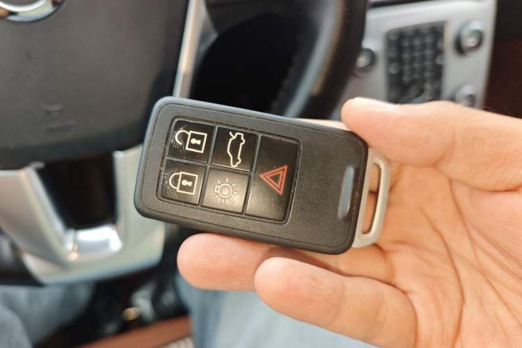 Used Volvo V40 2017 T3 Zhiya Edition Vehicle Key