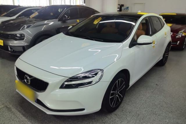 Used Volvo V40 2017 T3 Zhiyi Edition