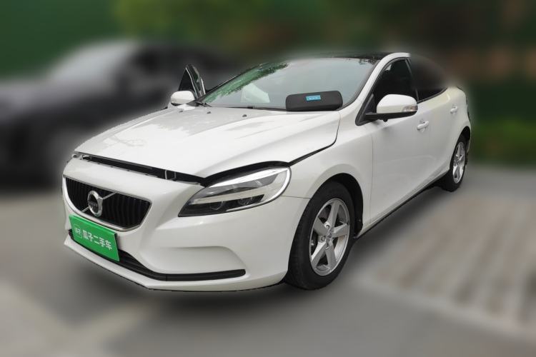 Used Volvo V40 2017 T3 Smart Edition Guazi used car, China used car export, Used car for sale, Used  cars, Cheapest cars for sale