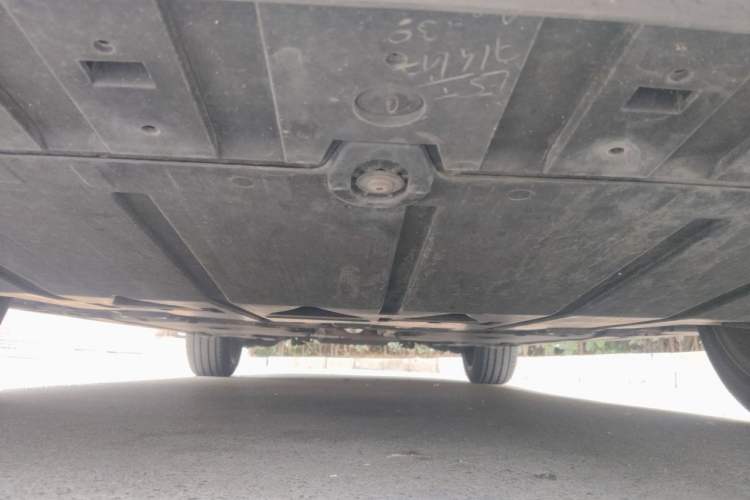 Used Volvo V40 2017 Cross Country T3 Zhiya Edition Chassis Front