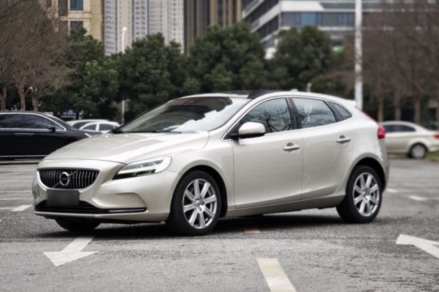Used Volvo V40 2017 T3 Zhiya Edition