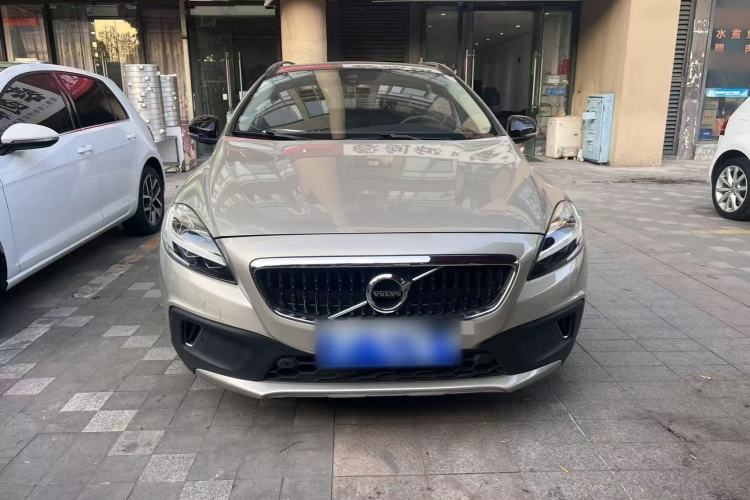 Used Volvo V40 2017 Cross Country T3 Zhiya Edition Exterior 7