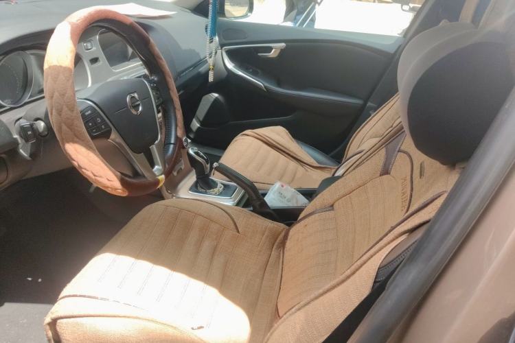 Used Volvo V40 2017 Cross Country T3 Zhiya Edition Left Front Seat