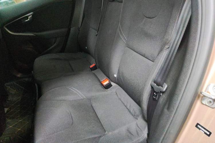 Used Volvo V40 2017 T3 Smart Edition Left Rear Seat