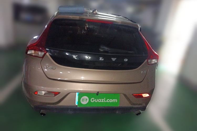 Used Volvo V40 2017 T3 Zhiyi Edition Rear
