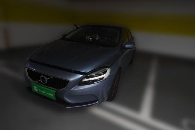 Used Volvo V40 2018 T3 Zhiyi Edition