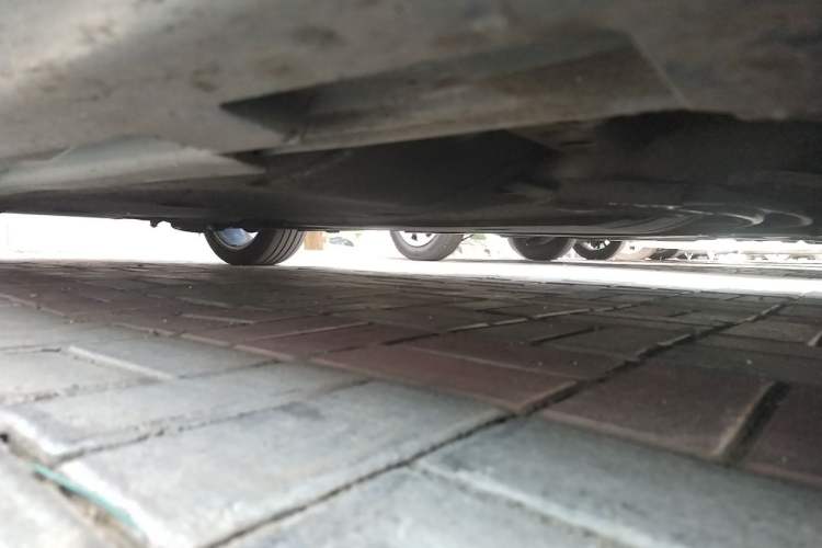 Used Volvo V40 2018 T3 Zhiya Edition Chassis Front Right