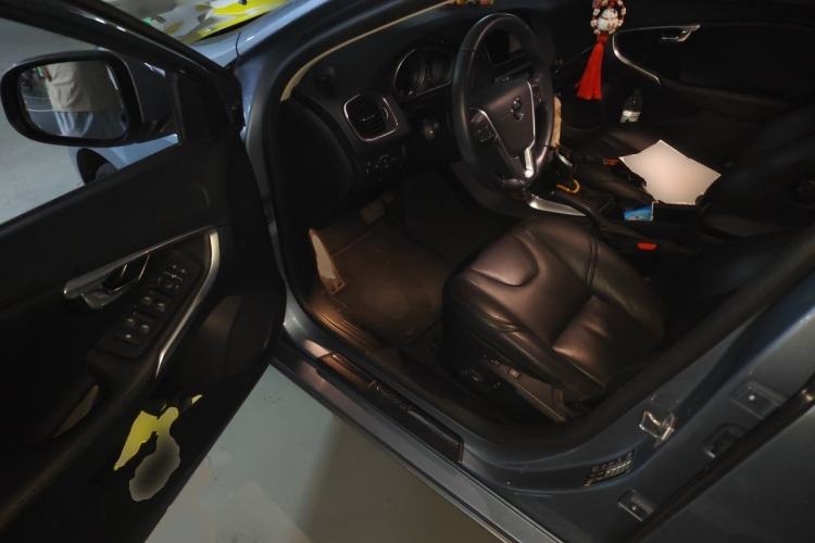 Used Volvo V40 2018 T3 Zhiyi Edition Driver Seat
