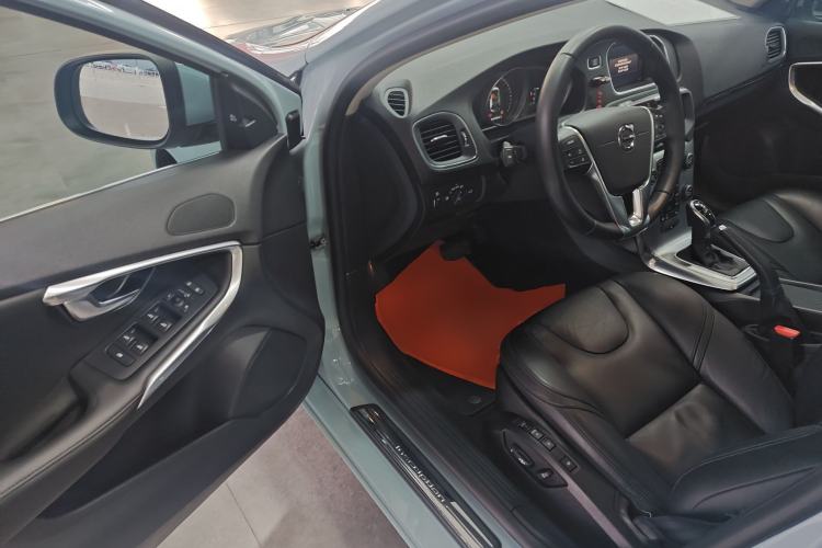 Used Volvo V40 2018 T3 Zhiya Edition Driver Seat