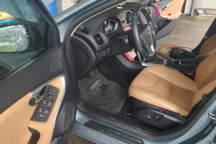 Used Volvo V40 2018 T3 Zhiyi Edition Driver Seat