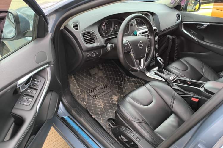 Used Volvo V40 2018 T3 Zhiyi Edition Driver Seat