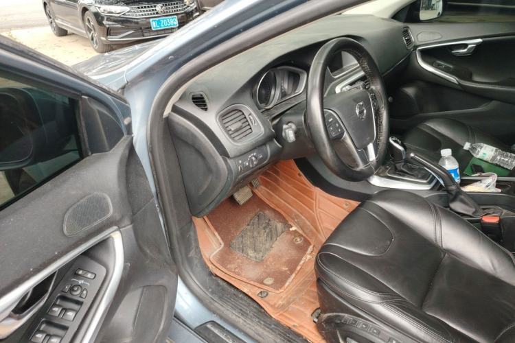 Used Volvo V40 2018 T3 Zhiyi Edition Driver Seat