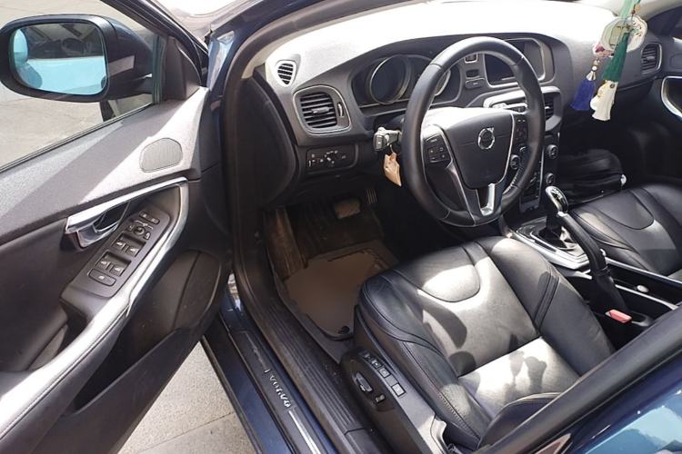 Used Volvo V40 2018 T3 Zhiyi Edition Driver Seat