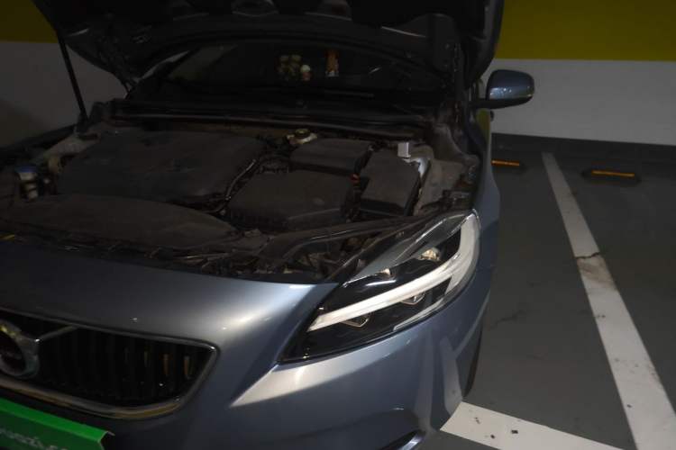 Used Volvo V40 2018 T3 Zhiyi Edition Engine Bay Left
