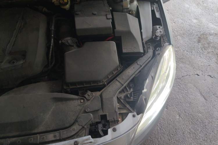 Used Volvo V40 2018 T3 Zhiyi Edition Engine Bay Left